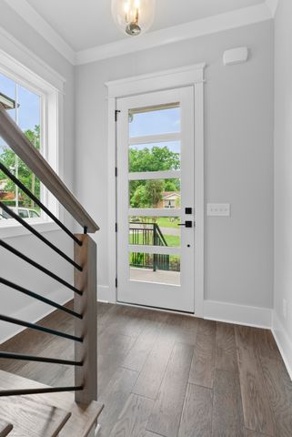 542B Starliner Dr, Nashville, TN 37209