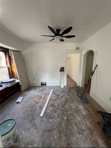 658 E 92nd Street, Cleveland, OH 44108