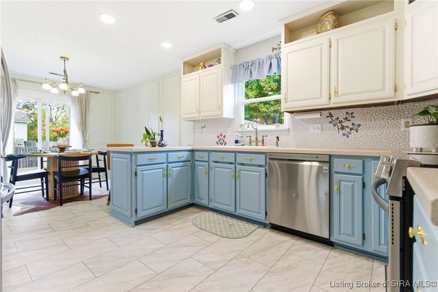 2504 Muscovy Court, Jeffersonville, IN 47130