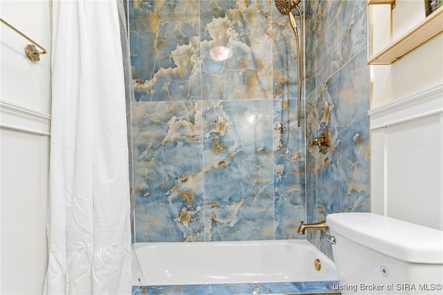 2504 Muscovy Court, Jeffersonville, IN 47130