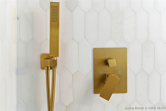 2504 Muscovy Court, Jeffersonville, IN 47130