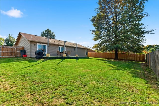 2504 Muscovy Court, Jeffersonville, IN 47130