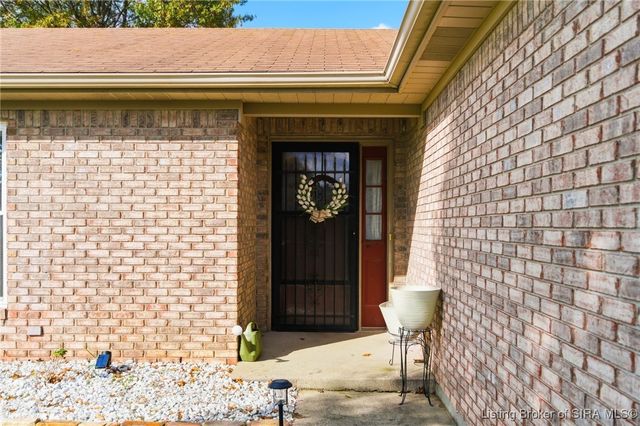 2504 Muscovy Court, Jeffersonville, IN 47130