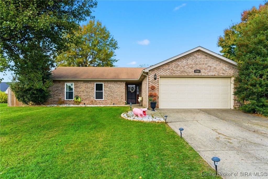 2504 Muscovy Court, Jeffersonville, IN 47130