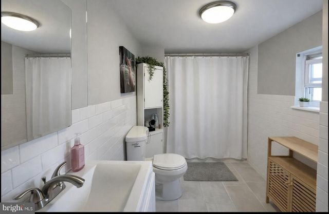 127 SIGEL ST, Philadelphia, PA 19148