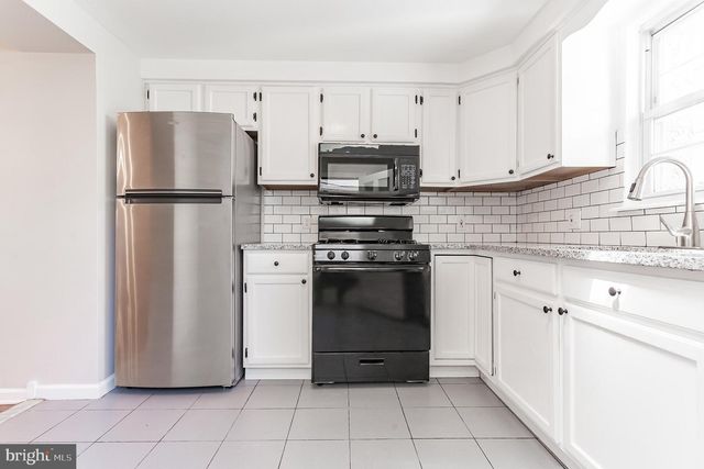 127 SIGEL ST, Philadelphia, PA 19148