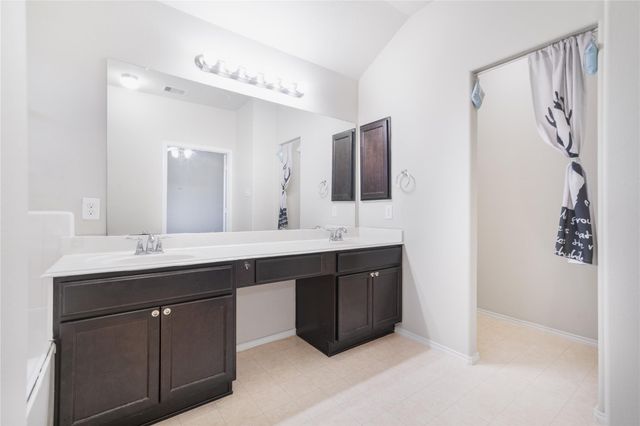 1315 Squire Drive, Baytown, TX 77521