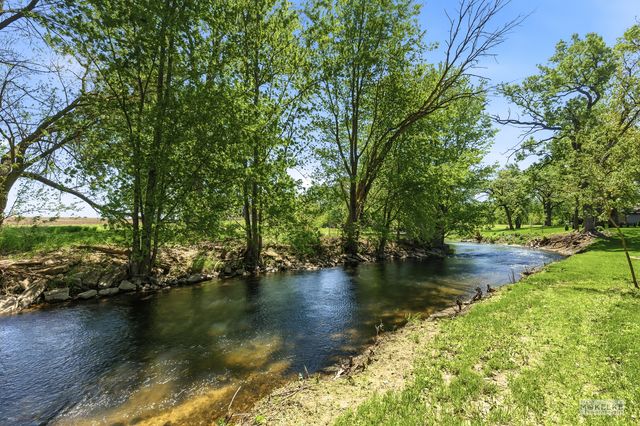 2151 E US Highway 34, Leland, IL 60531