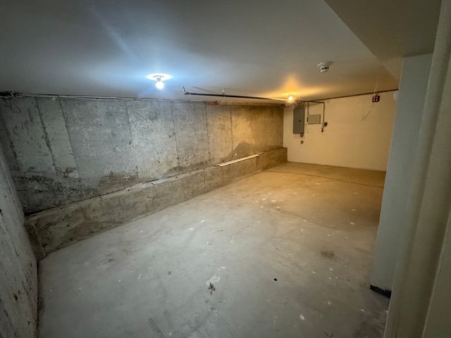 466 Merrimack Street, Lowell, MA 01854