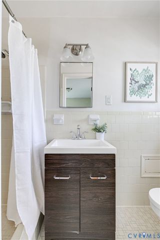 8002 Moorefield Rd, Henrico, VA 23229