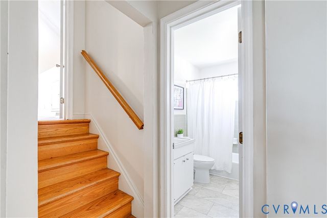 8002 Moorefield Rd, Henrico, VA 23229