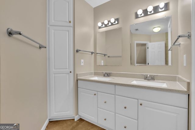 60 Hickory Hill Drive, Oxford, GA 30054