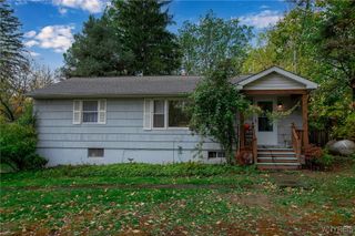 4180 Day Road, Lockport Town, NY 14094
