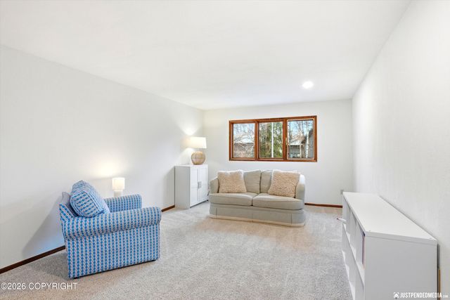 629 Highlander Circle, Anchorage, AK 99518