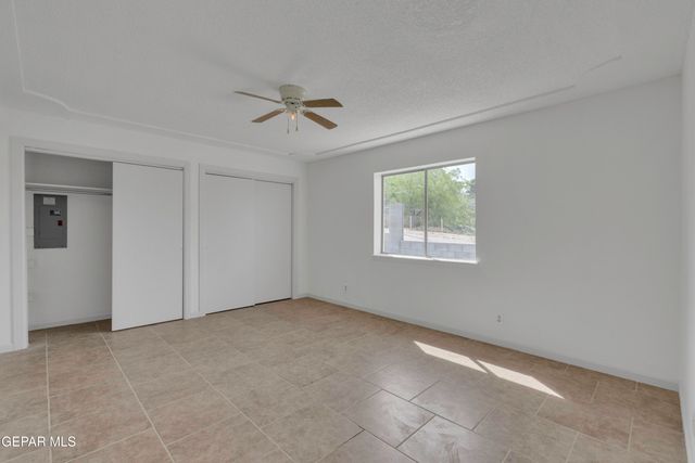943 Quail Mesa Drive, Socorro, TX 79927