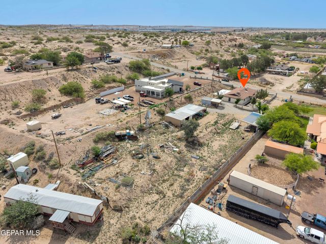 943 Quail Mesa Drive, Socorro, TX 79927
