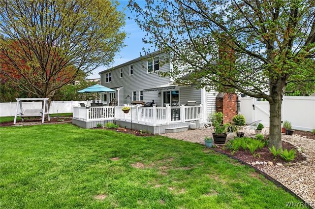 389 Hawthorne Place, Porter, NY 14174