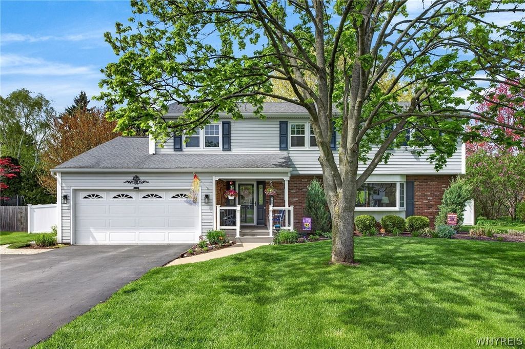 389 Hawthorne Place, Porter, NY 14174