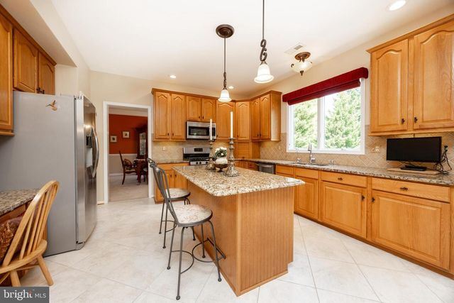 1345 WOODED KNLS, West Chester, PA 19382