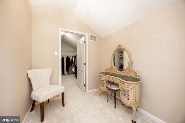 1345 WOODED KNLS, West Chester, PA 19382