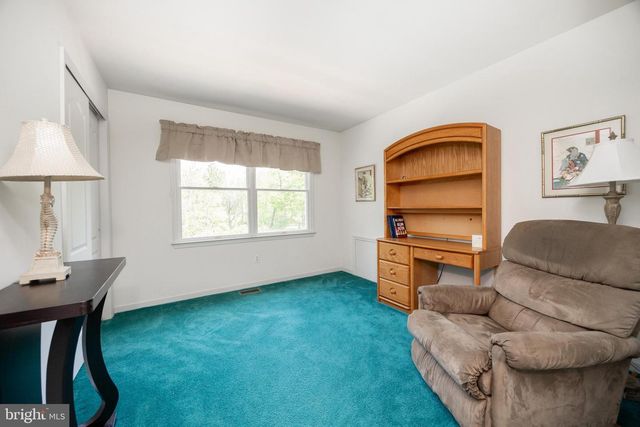 1345 WOODED KNLS, West Chester, PA 19382