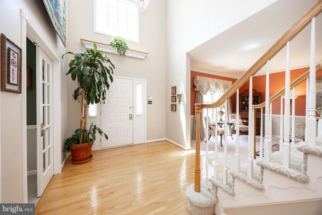 1345 WOODED KNLS, West Chester, PA 19382
