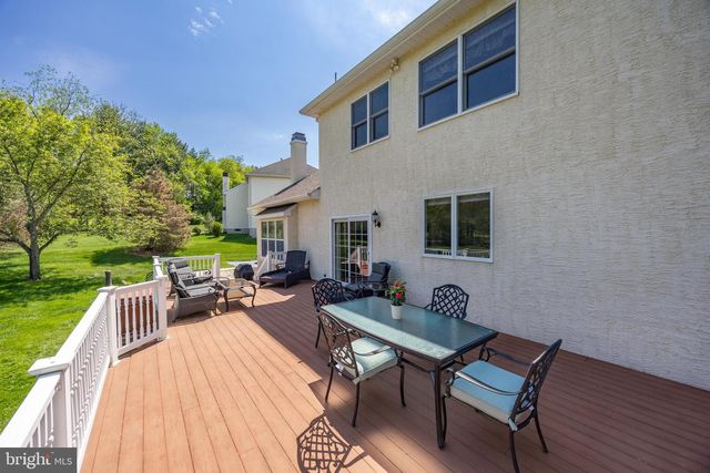 1345 WOODED KNLS, West Chester, PA 19382