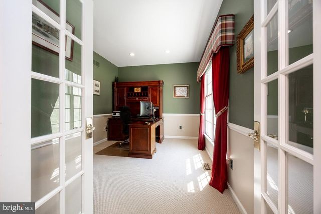 1345 WOODED KNLS, West Chester, PA 19382