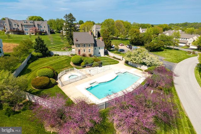 1345 WOODED KNLS, West Chester, PA 19382
