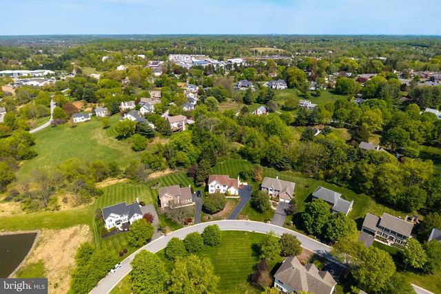 1345 WOODED KNLS, West Chester, PA 19382