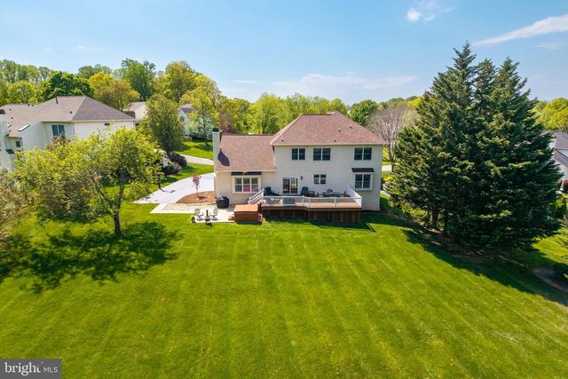 1345 WOODED KNLS, West Chester, PA 19382