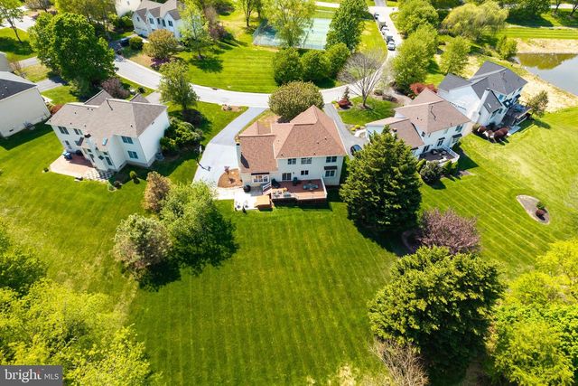 1345 WOODED KNLS, West Chester, PA 19382