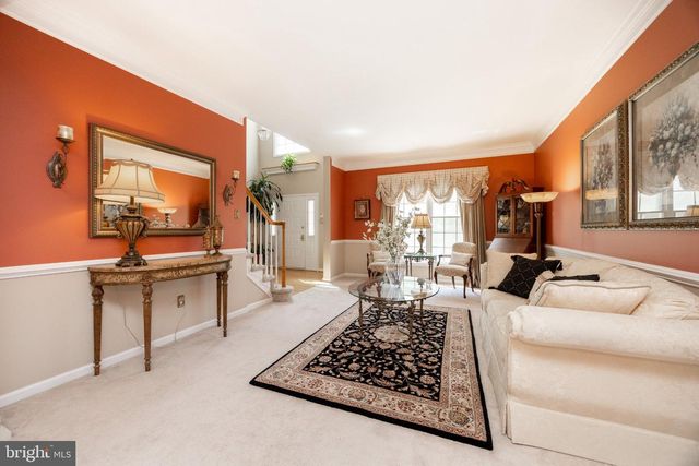 1345 WOODED KNLS, West Chester, PA 19382