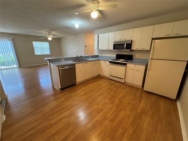 1693 CAMPOS DRIVE, The Villages, FL 32162
