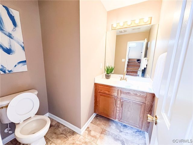 13631 Laketree Dr, Chester, VA 23831