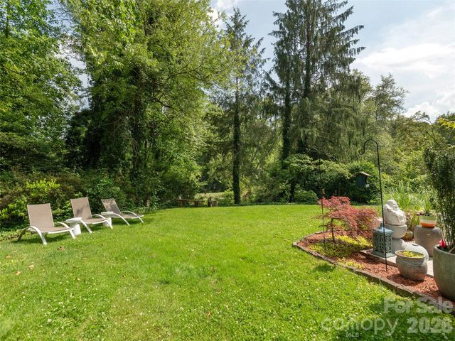 30 W Fairway Drive, Etowah, NC 28729