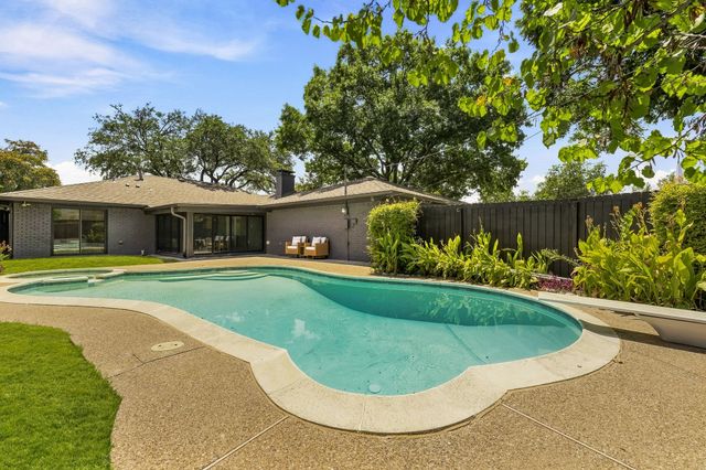 6837 Arboreal Drive, Dallas, TX 75231