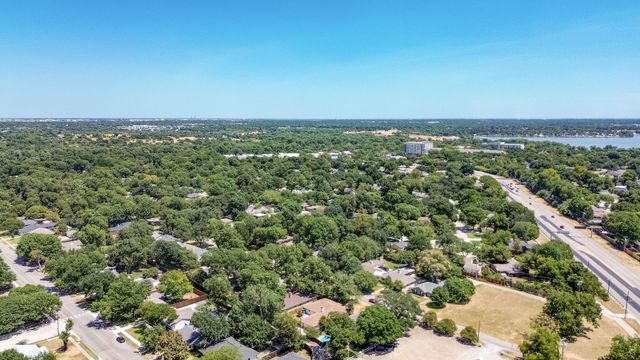 6837 Arboreal Drive, Dallas, TX 75231