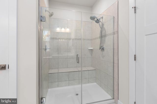 5008 BIRCH LEAF CIR, Fredericksburg, VA 22407