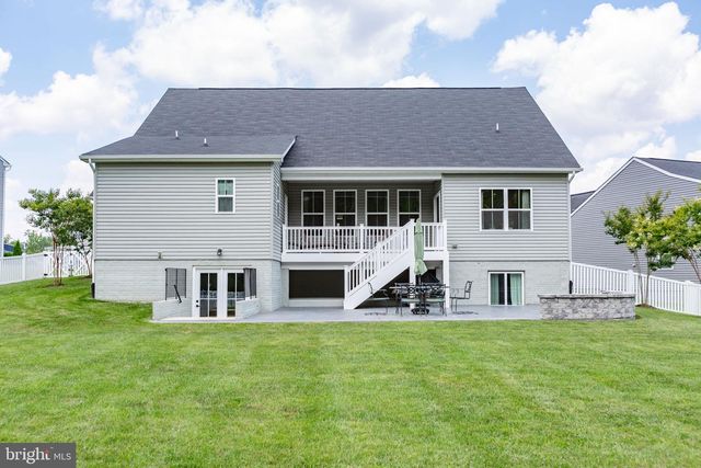 5008 BIRCH LEAF CIR, Fredericksburg, VA 22407