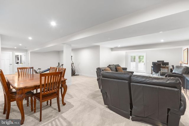 5008 BIRCH LEAF CIR, Fredericksburg, VA 22407