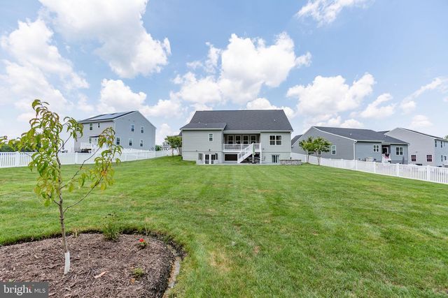 5008 BIRCH LEAF CIR, Fredericksburg, VA 22407