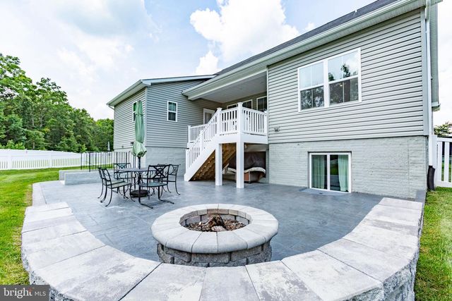 5008 BIRCH LEAF CIR, Fredericksburg, VA 22407