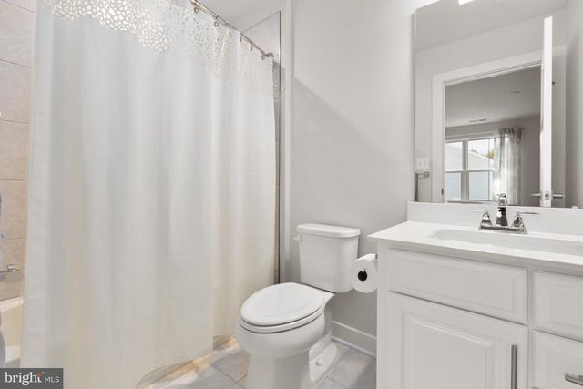 5008 BIRCH LEAF CIR, Fredericksburg, VA 22407