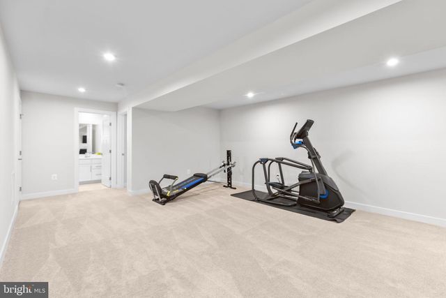 5008 BIRCH LEAF CIR, Fredericksburg, VA 22407