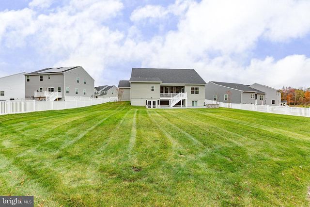 5008 BIRCH LEAF CIR, Fredericksburg, VA 22407