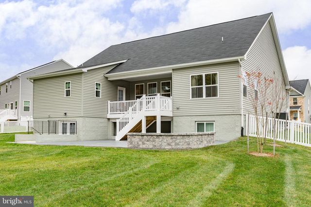 5008 BIRCH LEAF CIR, Fredericksburg, VA 22407