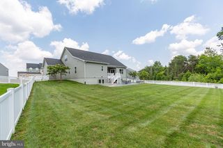 5008 BIRCH LEAF CIR, Fredericksburg, VA 22407
