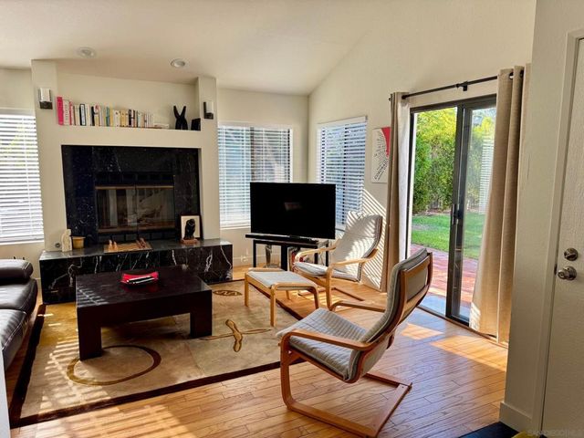 2108 Sea Village Circle, Cardiff By The Sea, CA 92007