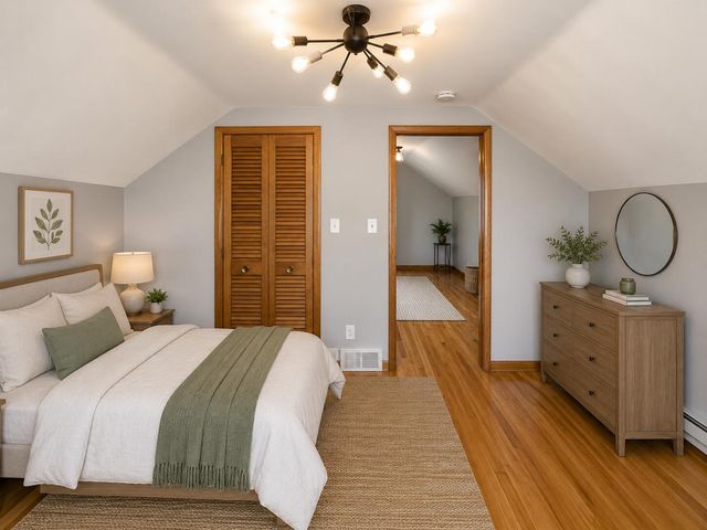 1496 E Lincoln Street, Birmingham, MI 48009